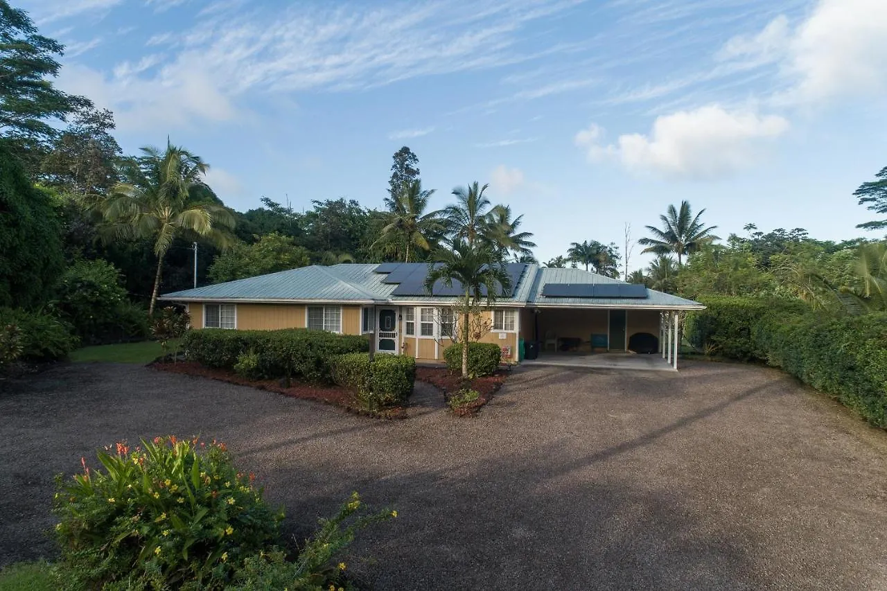 別荘 Hale O Makani Home ケアアウ